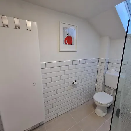 Semesterbostad Birds-nest Balkon Waldblick Kamin