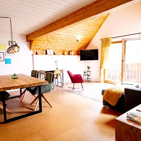 Birds-nest Balkon Waldblick Kamin Holiday home *