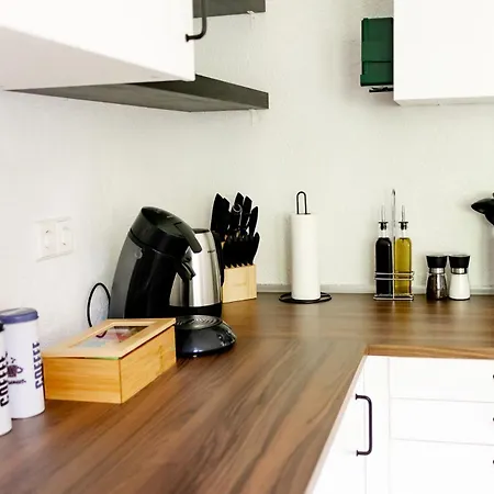 Birds-nest Balkon Waldblick Kamin Darstein