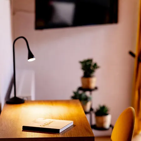 Birds-nest Balkon Waldblick Kamin * Darstein