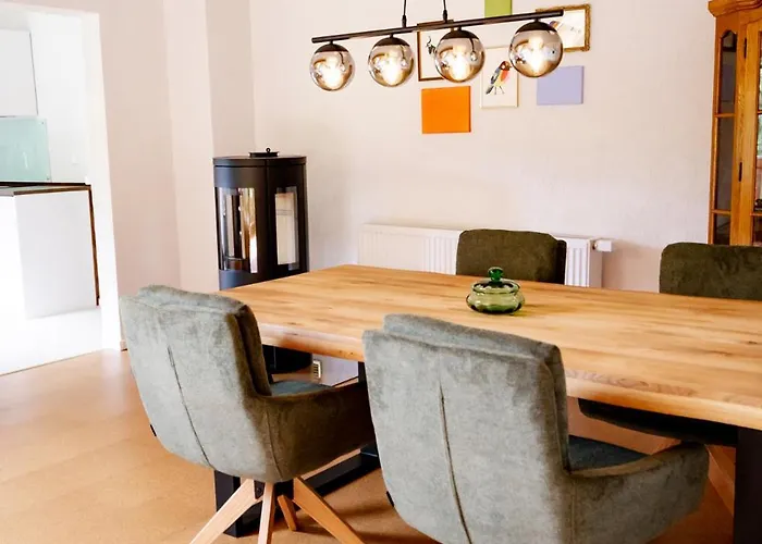 Birds-nest Balkon Waldblick Kamin *