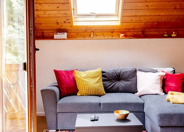 Dom wakacyjny Birds-nest Balkon Waldblick Kamin *