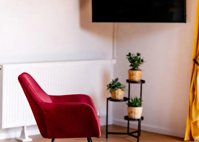 Birds-nest Balkon Waldblick Kamin *