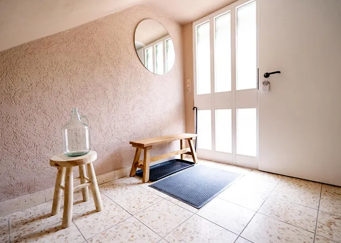 Birds-nest Balkon Waldblick Kamin