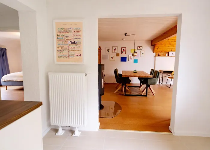 Dom wakacyjny Birds-nest Balkon Waldblick Kamin Darstein