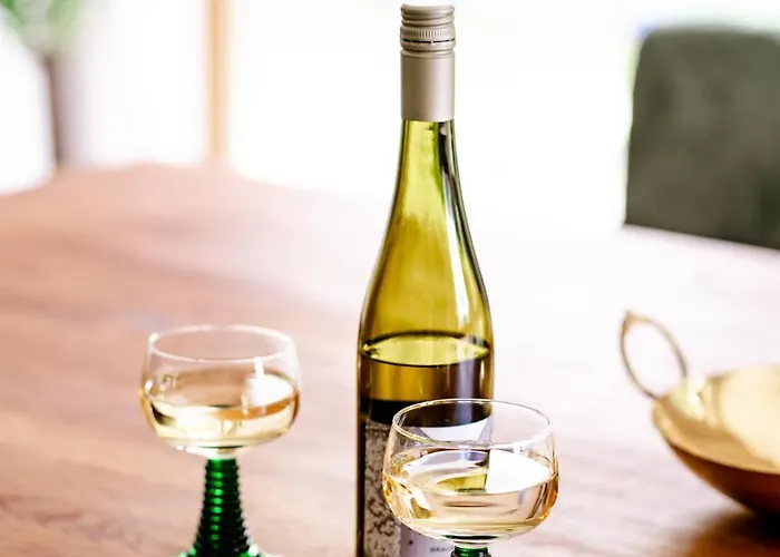 Birds-nest Balkon Waldblick Kamin *